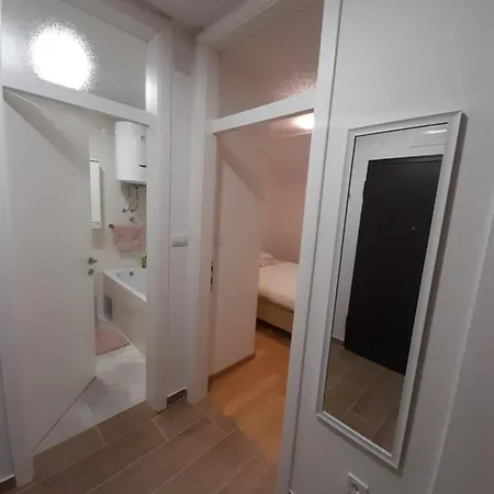 Apartment Lena